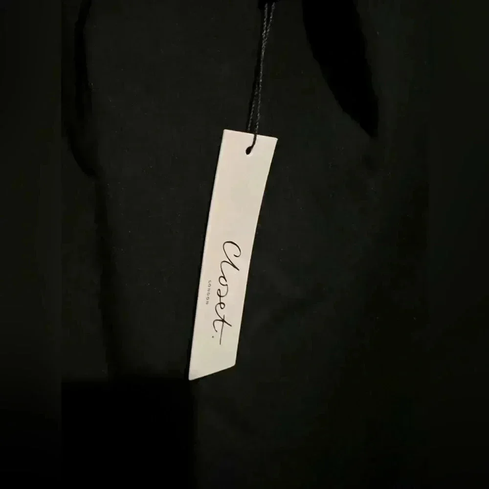 Super Cute NWT Black and Red Block Dress - Picture 3 of 4